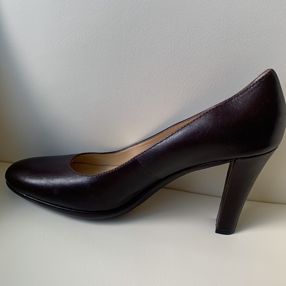 Oscar de la Renta Platform Brown Leather Pumps - Picture 12 of 14